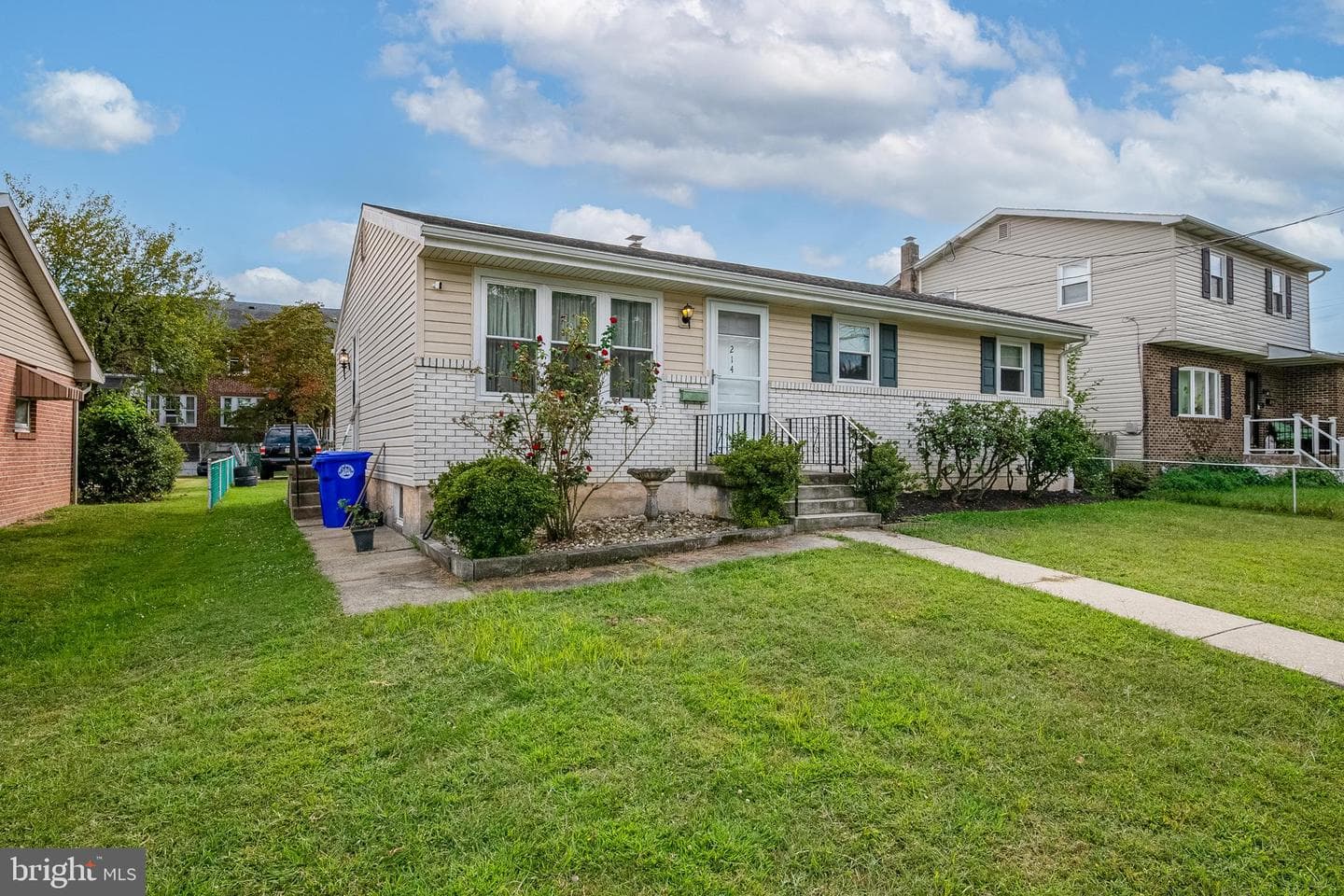 214 Gerry Street photo 2