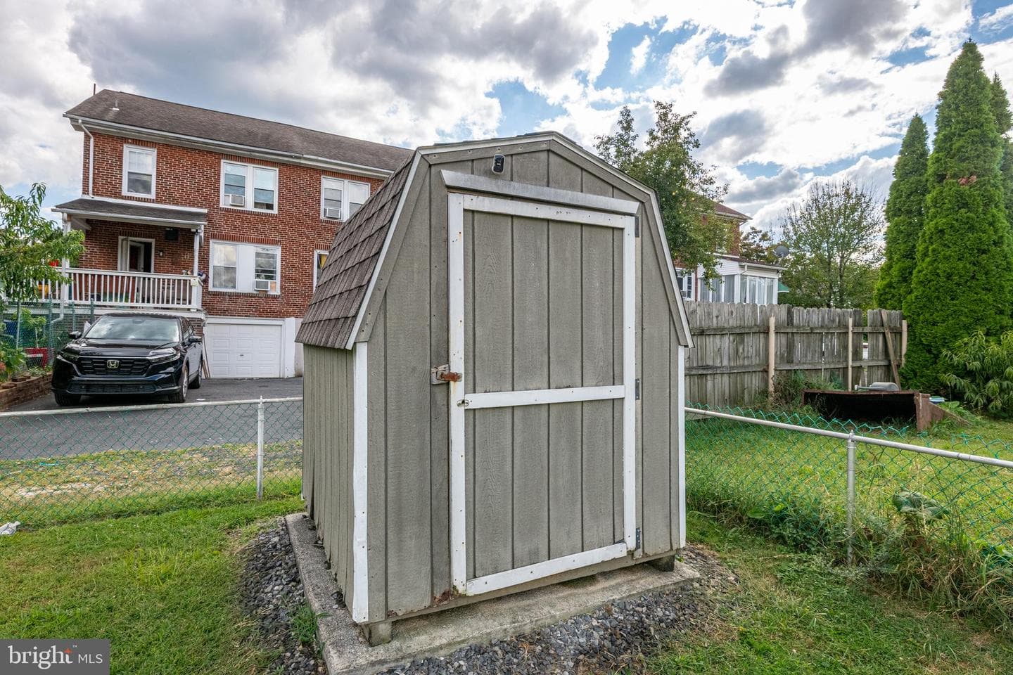 214 Gerry Street photo 9