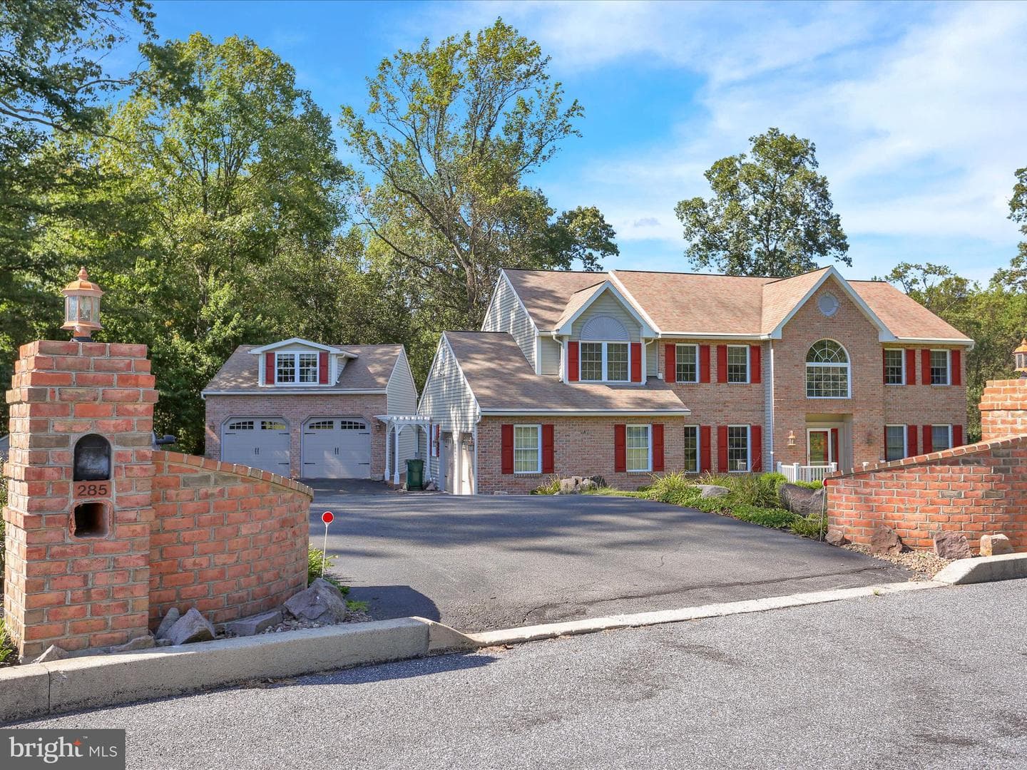 285 Colorado Drive photo 3