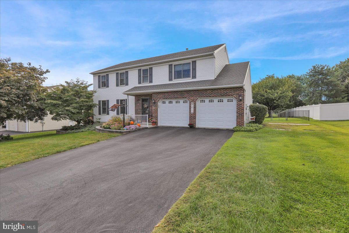 1054 Boeshore Circle photo 34