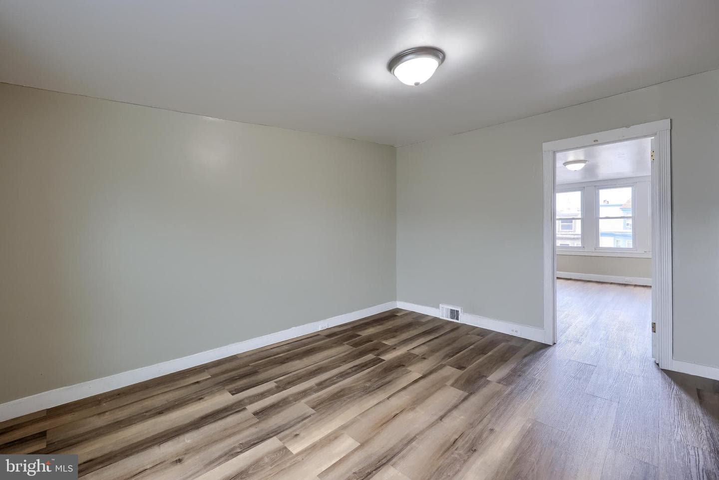 515 N Front Street photo 31