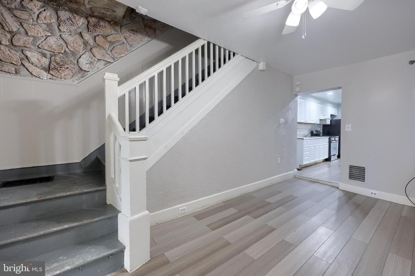 515 N Front Street photo 8