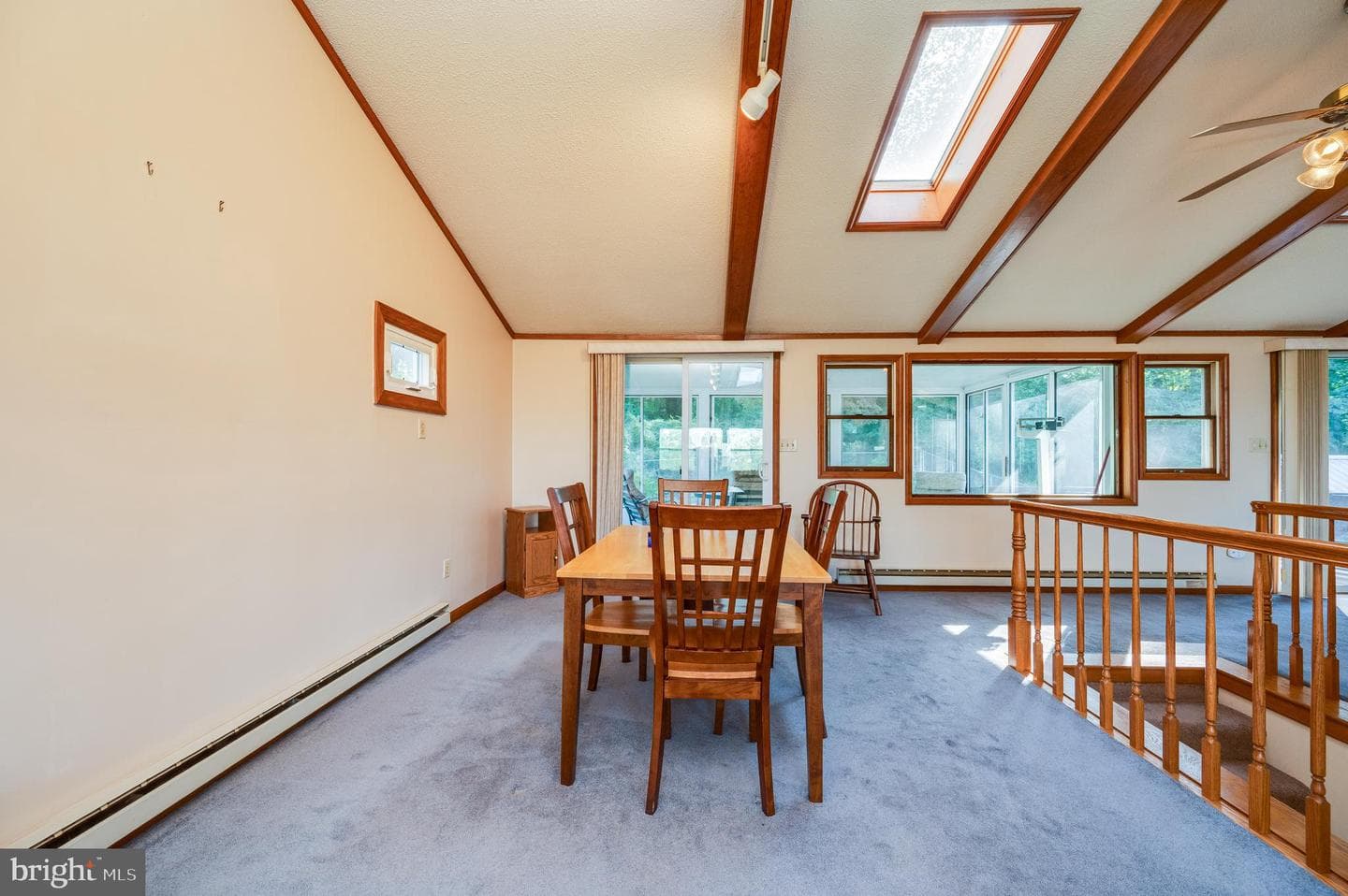669 Fairmont Avenue photo 32