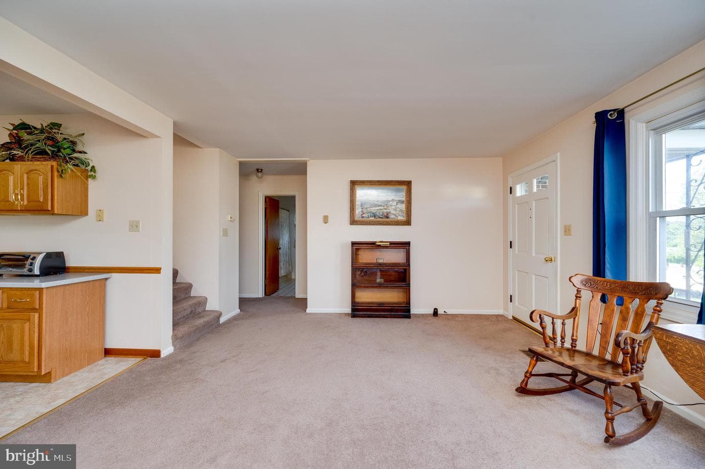669 Fairmont Avenue photo 6