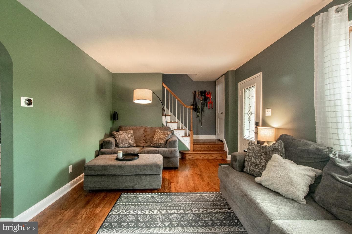 210 Princeton Avenue photo 4
