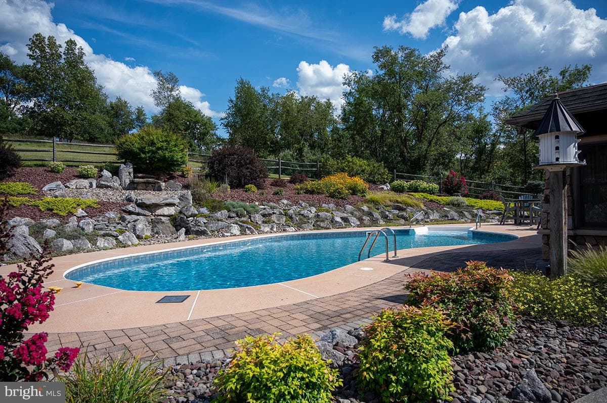 1113 Seifrit Lane photo 48