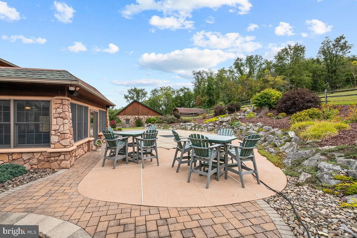 1113 Seifrit Lane photo 57