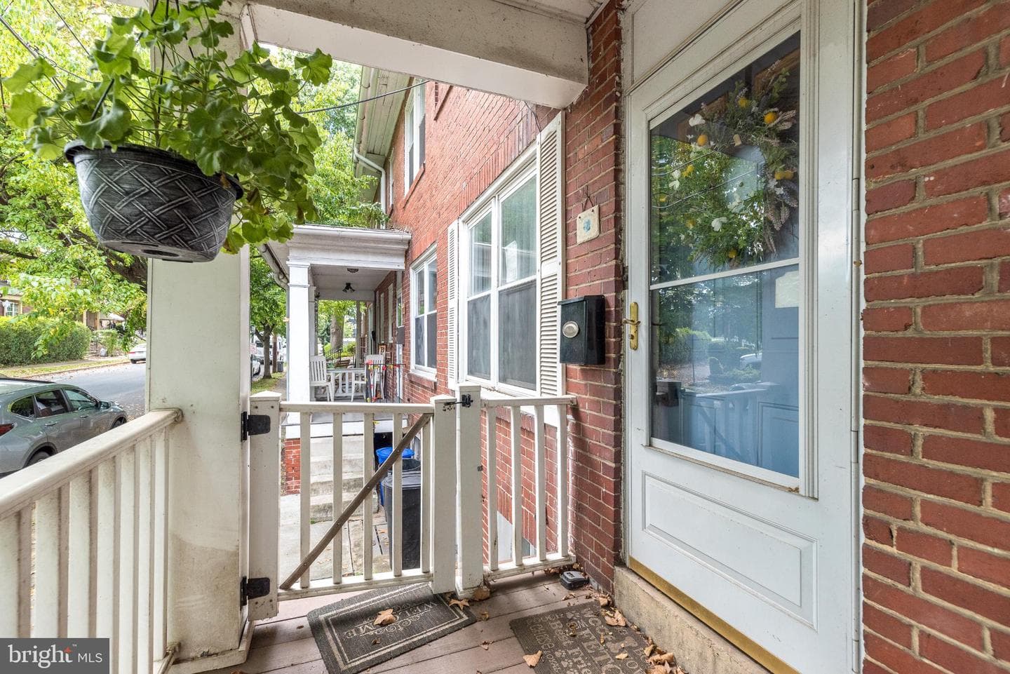 207 Spruce Street photo 2