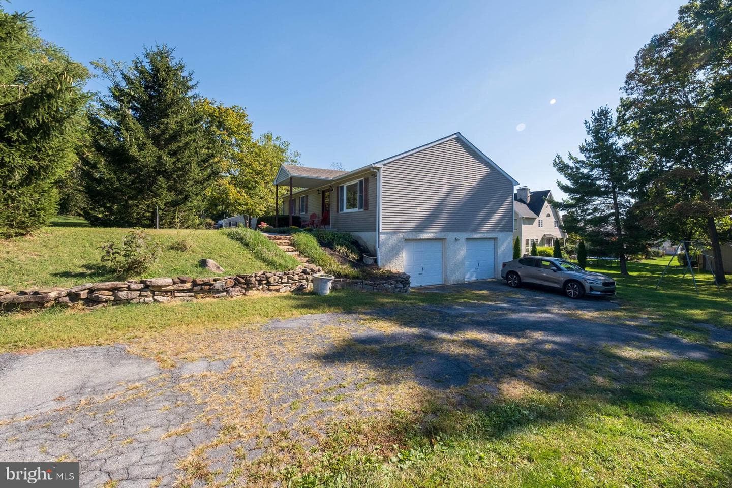 616 Old State Road photo 9