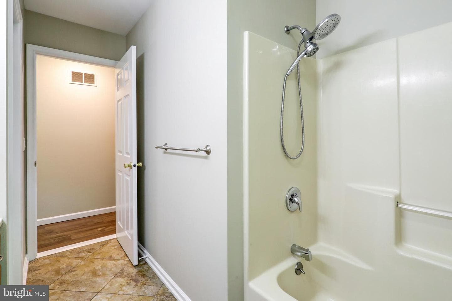 265 Witmer Road photo 28