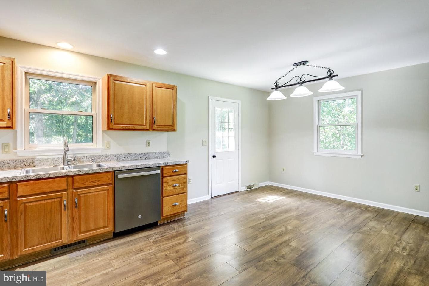 265 Witmer Road photo 6
