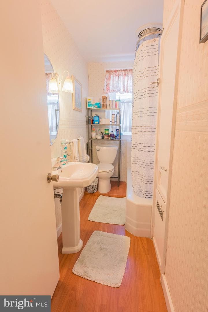 1612 Locust Street photo 17