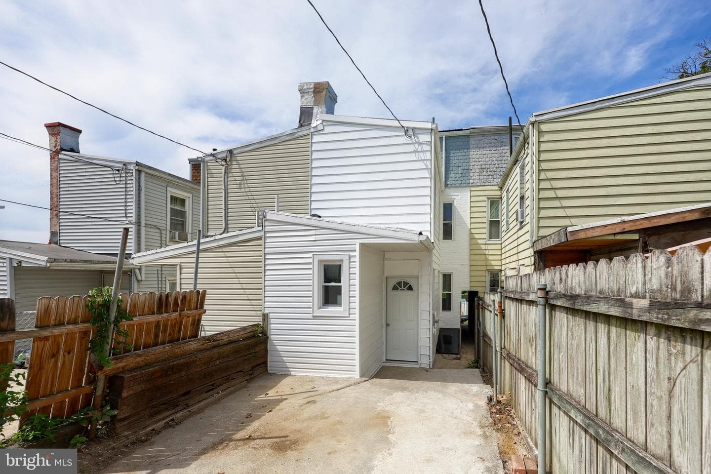 2155 Adams Street photo 19