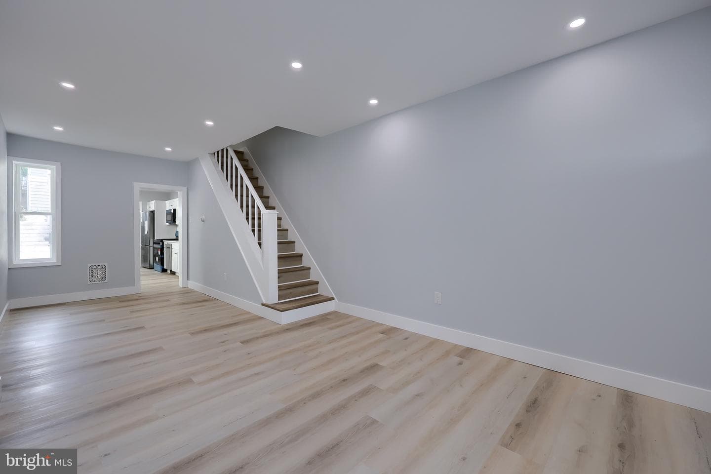 2155 Adams Street photo 3