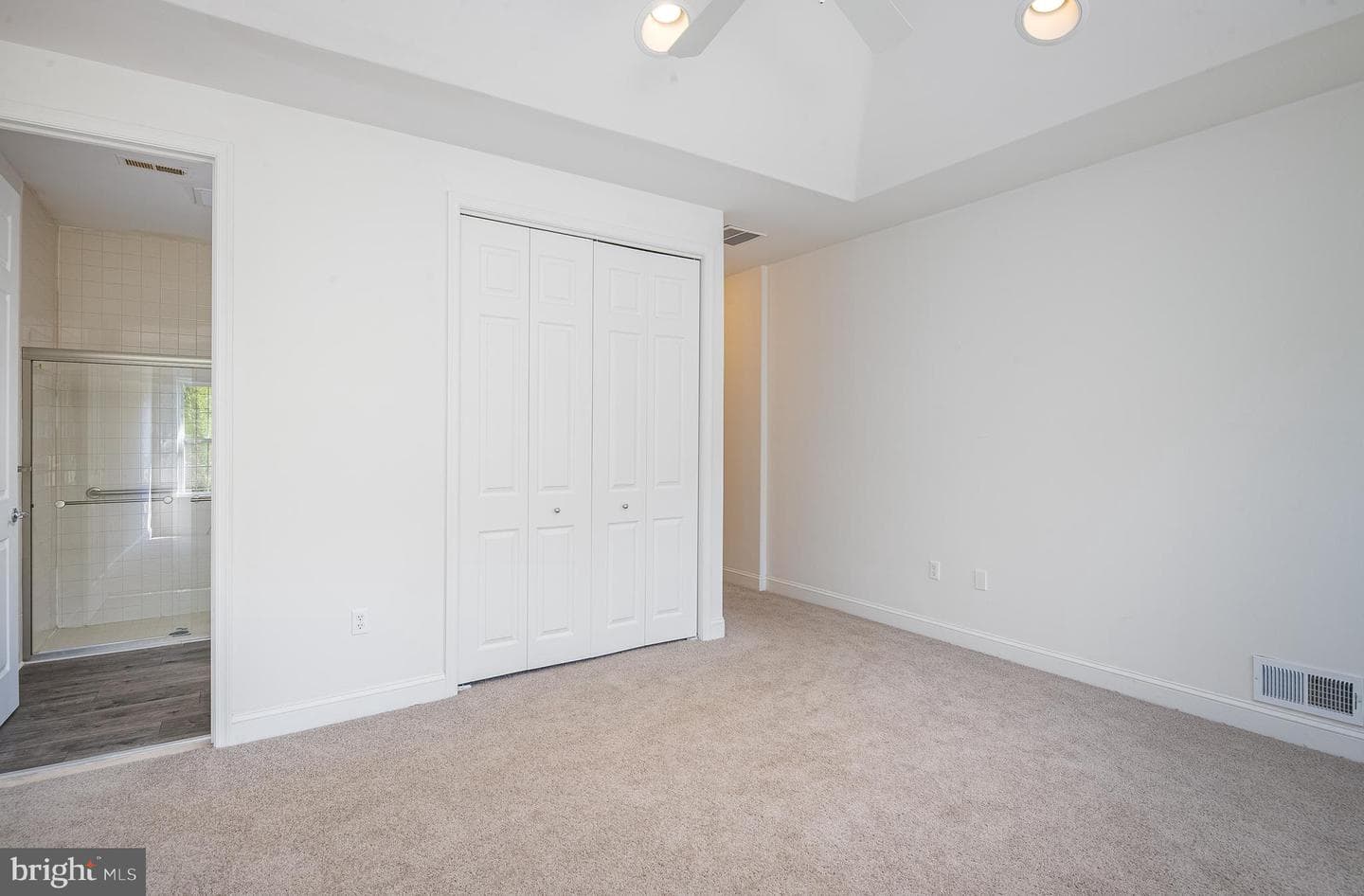 517 Harvest Drive photo 12