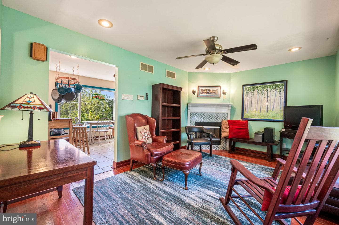 24 Alans Lane photo 4