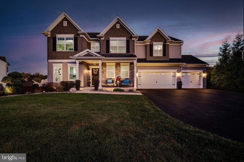 206 Woods Edge Drive photo 1