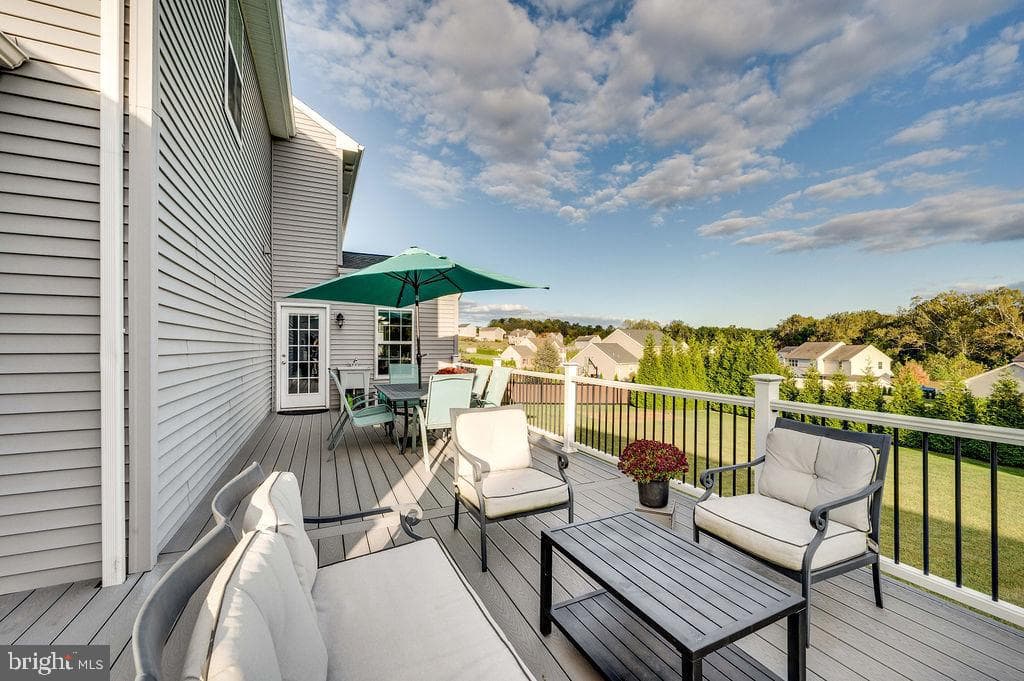 206 Woods Edge Drive photo 42
