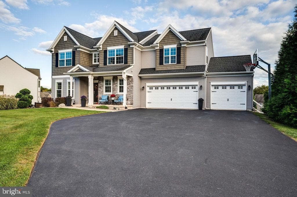 206 Woods Edge Drive photo 44