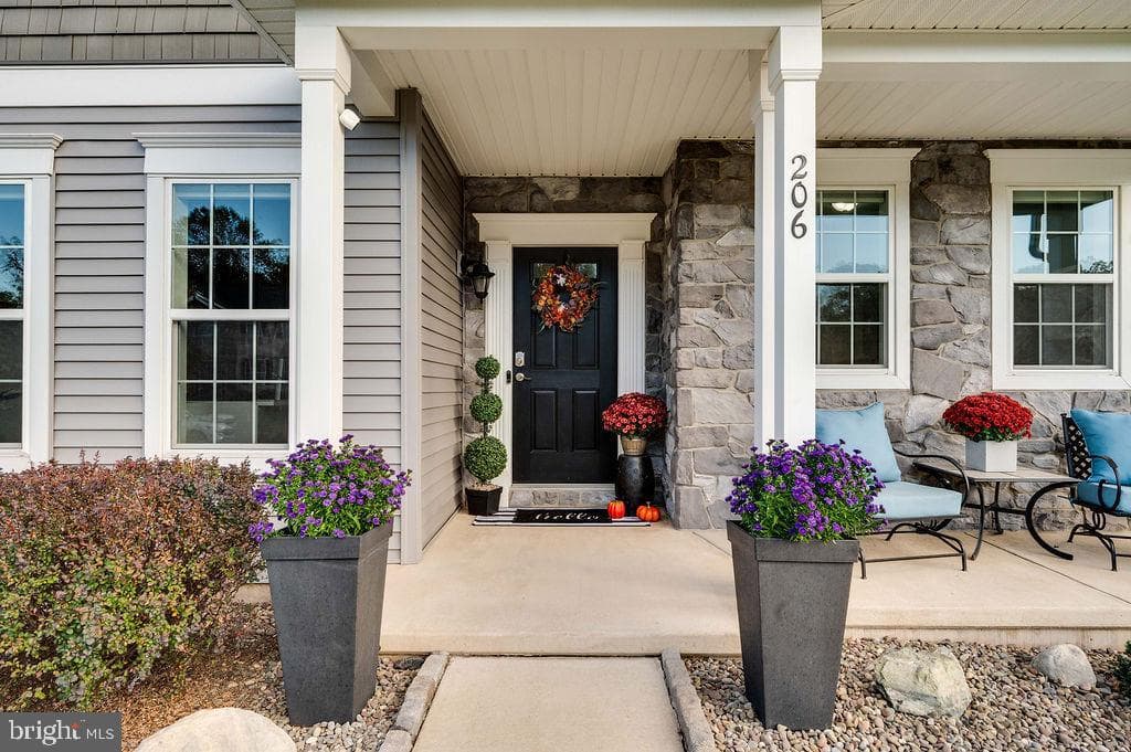 206 Woods Edge Drive photo 47