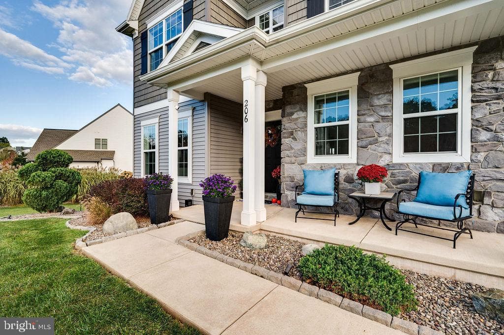206 Woods Edge Drive photo 48