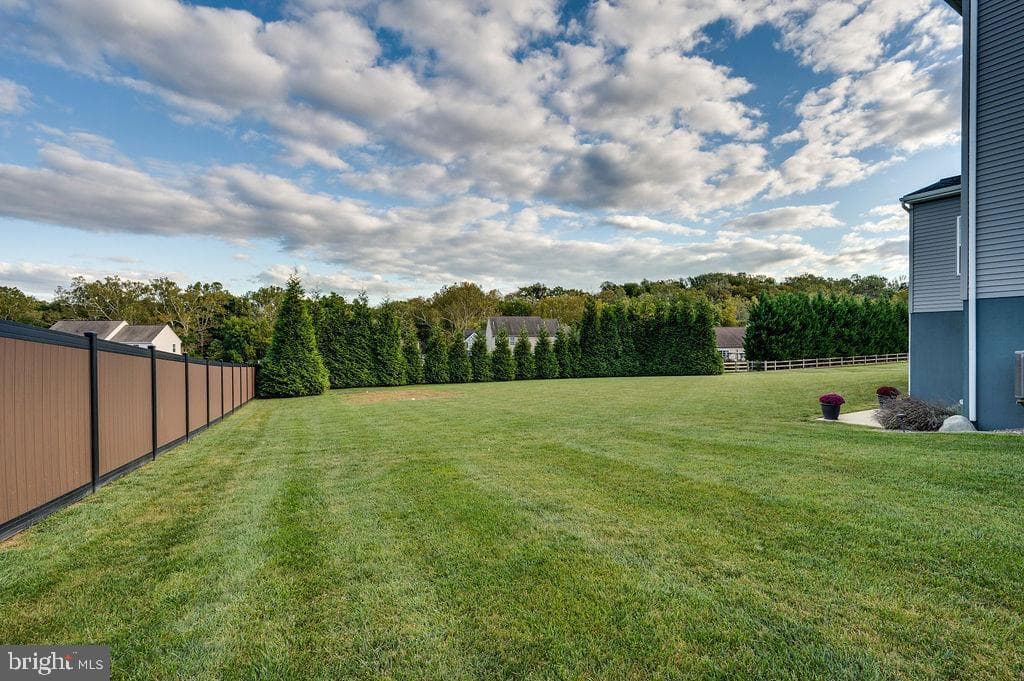 206 Woods Edge Drive photo 54