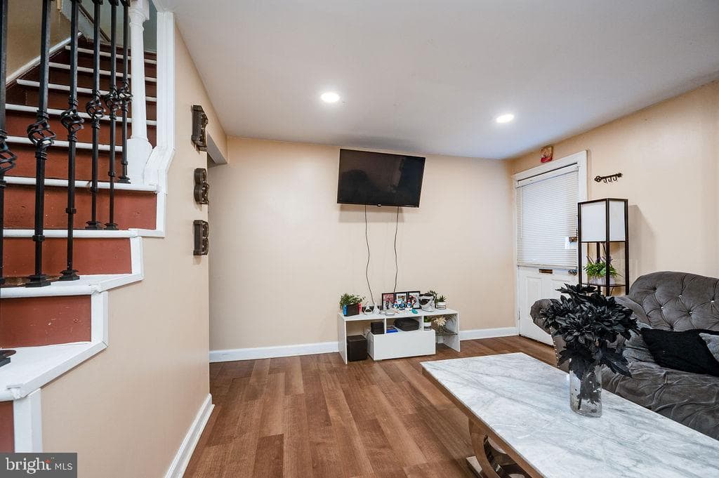 510 Laurel Street photo 6