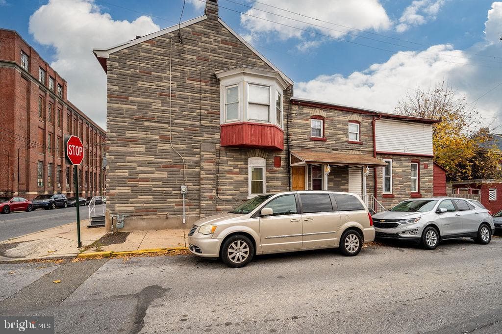 933 Cotton Street photo 5