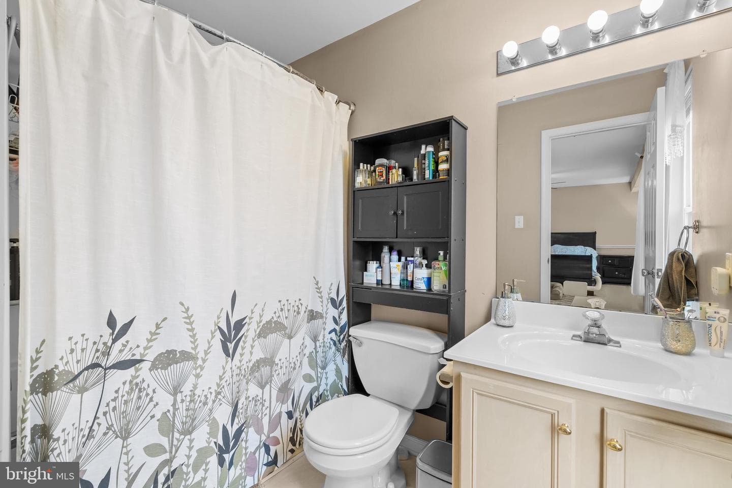 58 Villa Avenue photo 27