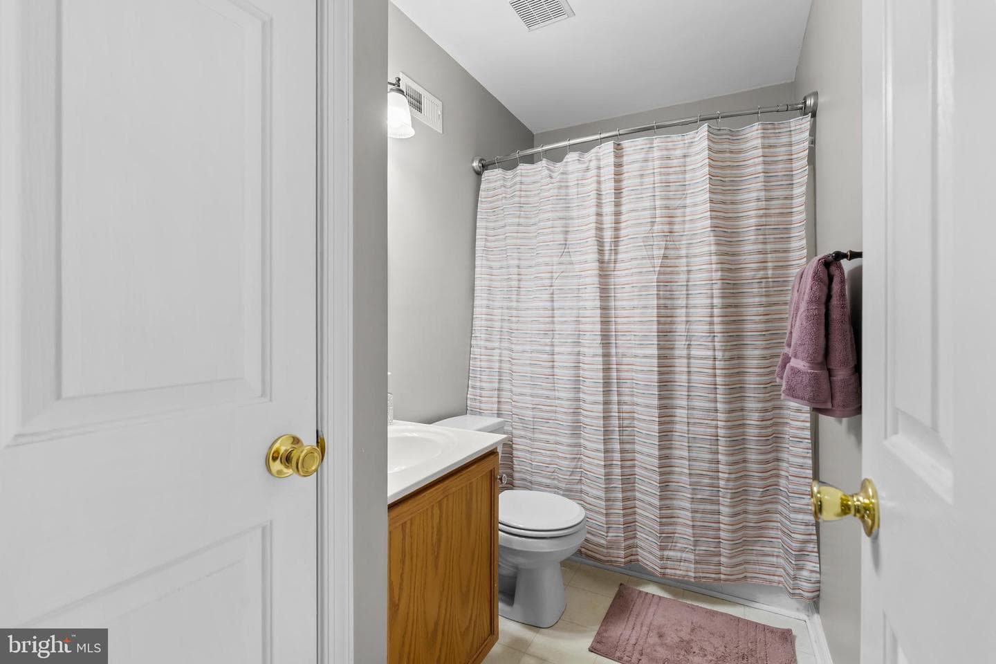 58 Villa Avenue photo 30