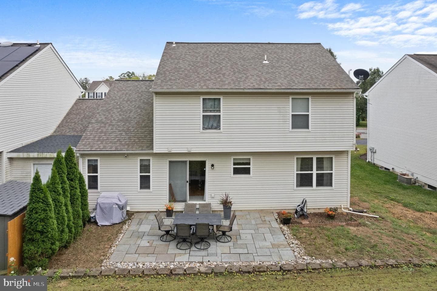 58 Villa Avenue photo 35