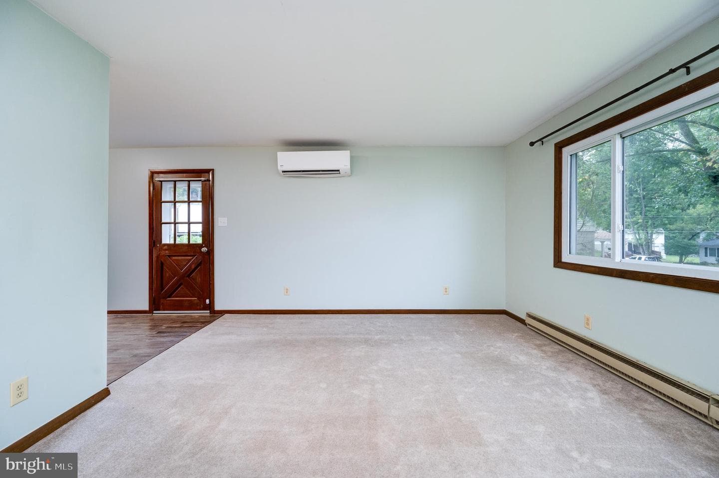 1029 Crestview Avenue photo 5