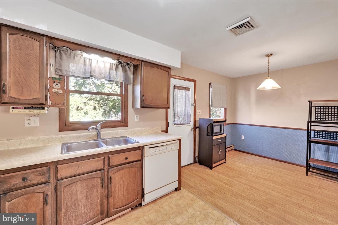 1105 Showers Lane photo 10
