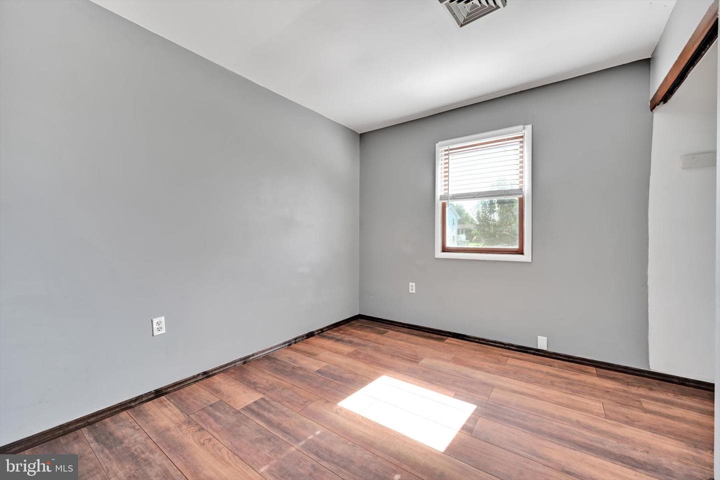 1105 Showers Lane photo 12