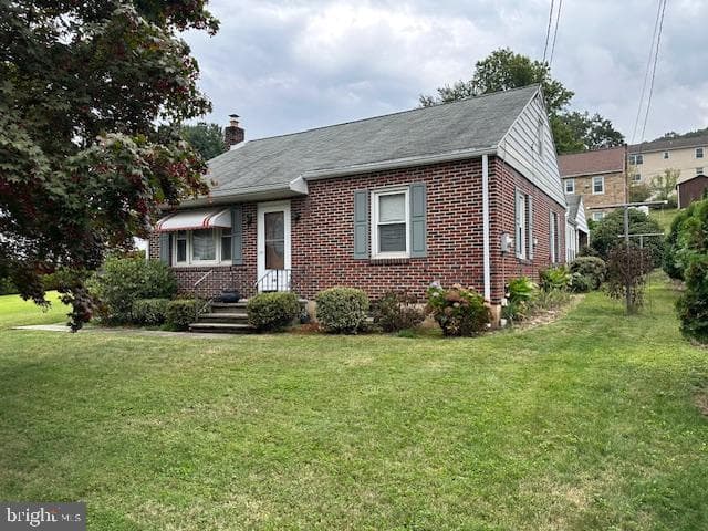 380 Old Lancaster Pike photo 2