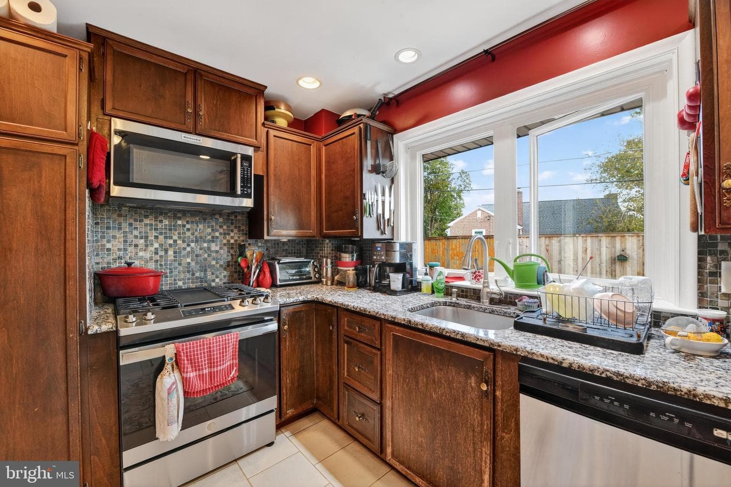 203 Mayer Street photo 14