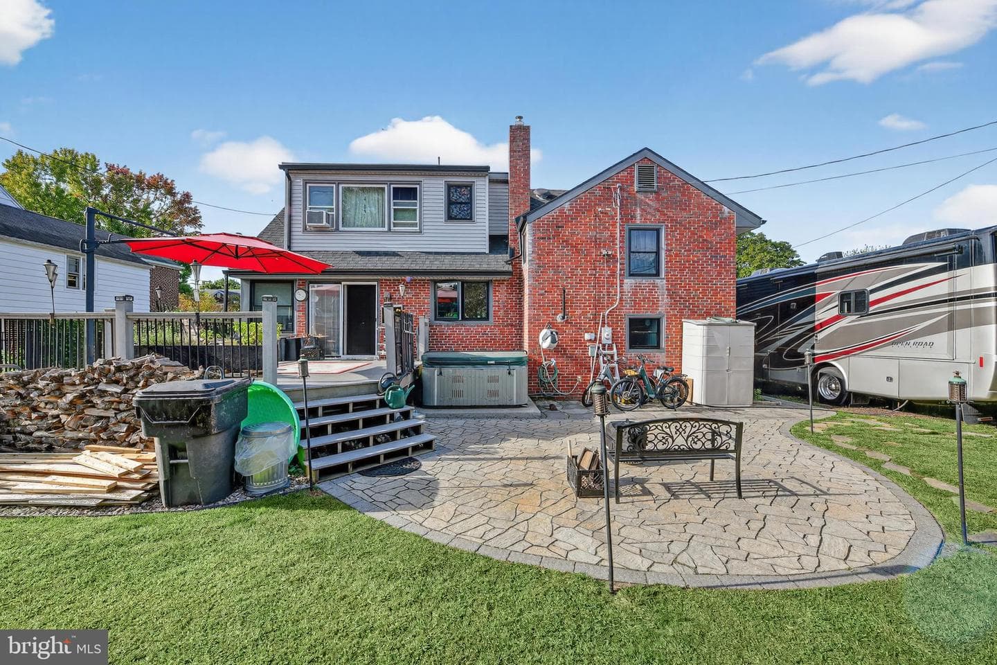 203 Mayer Street photo 33