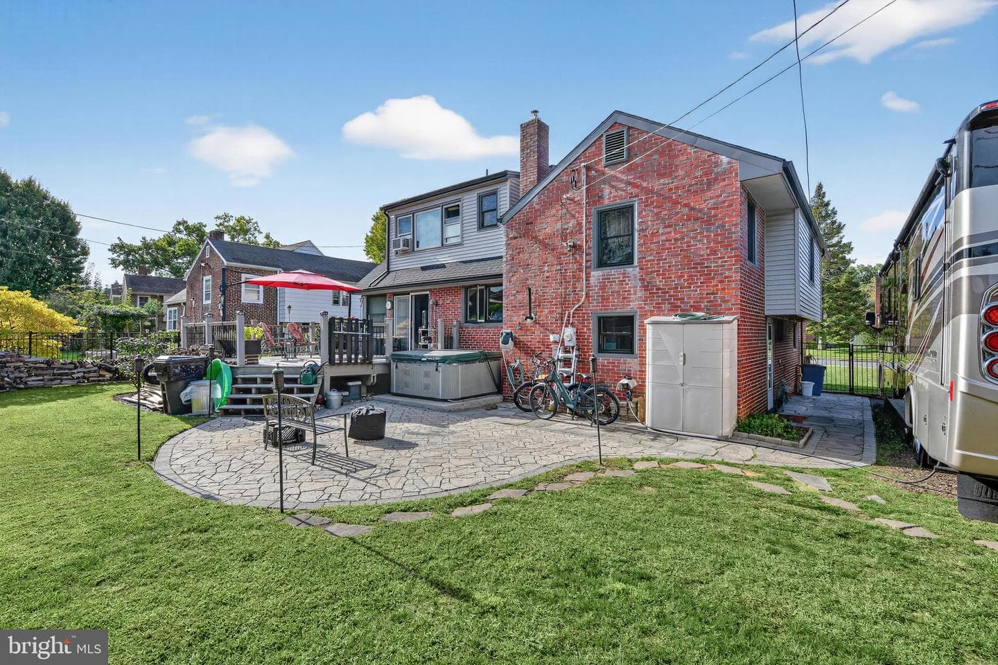 203 Mayer Street photo 34