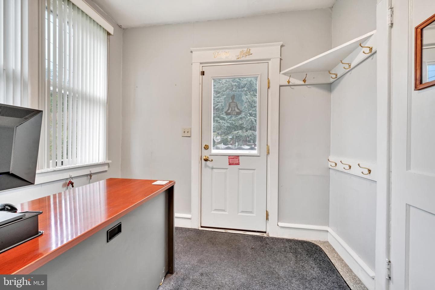 2419 Penn photo 8