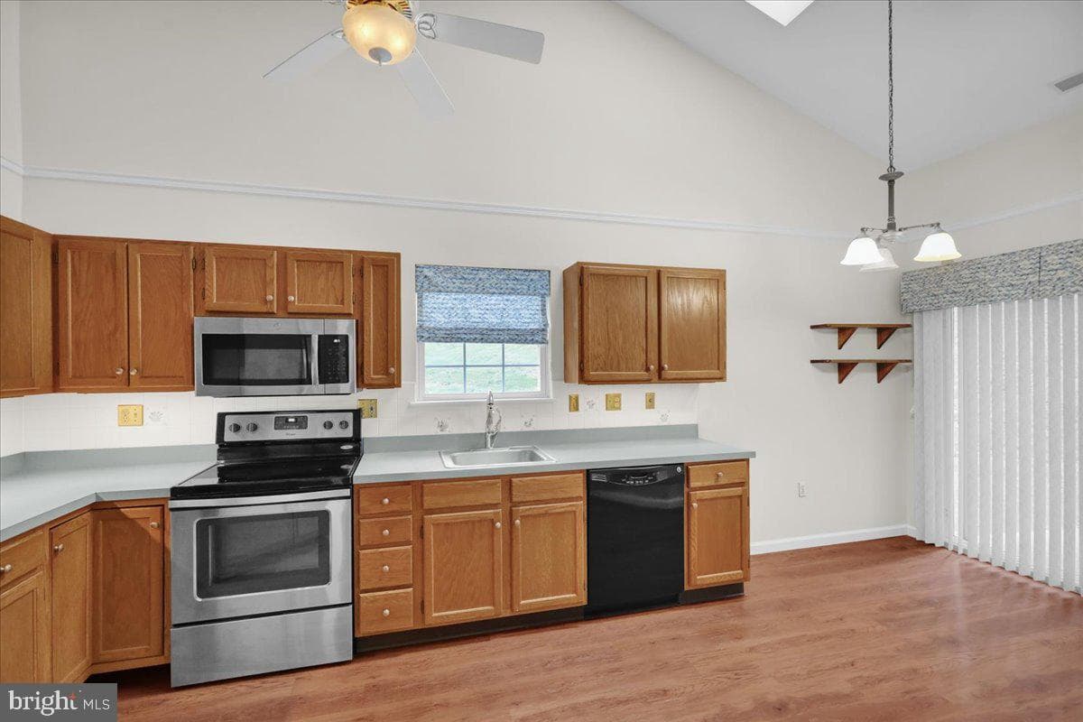 137 Hickory Lane photo 13