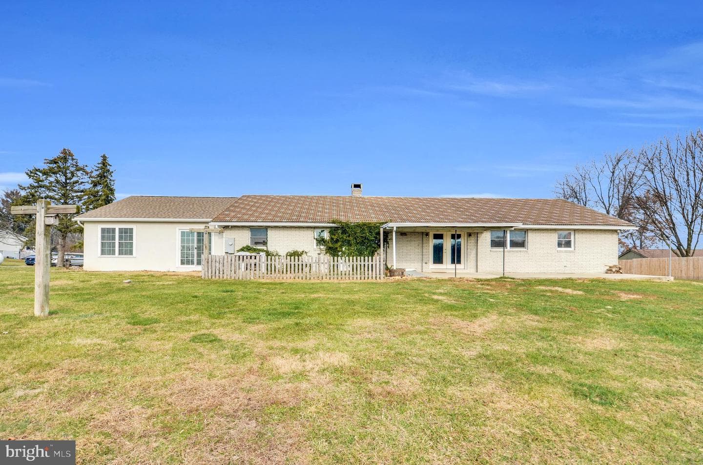 221 Hartman Road photo 5