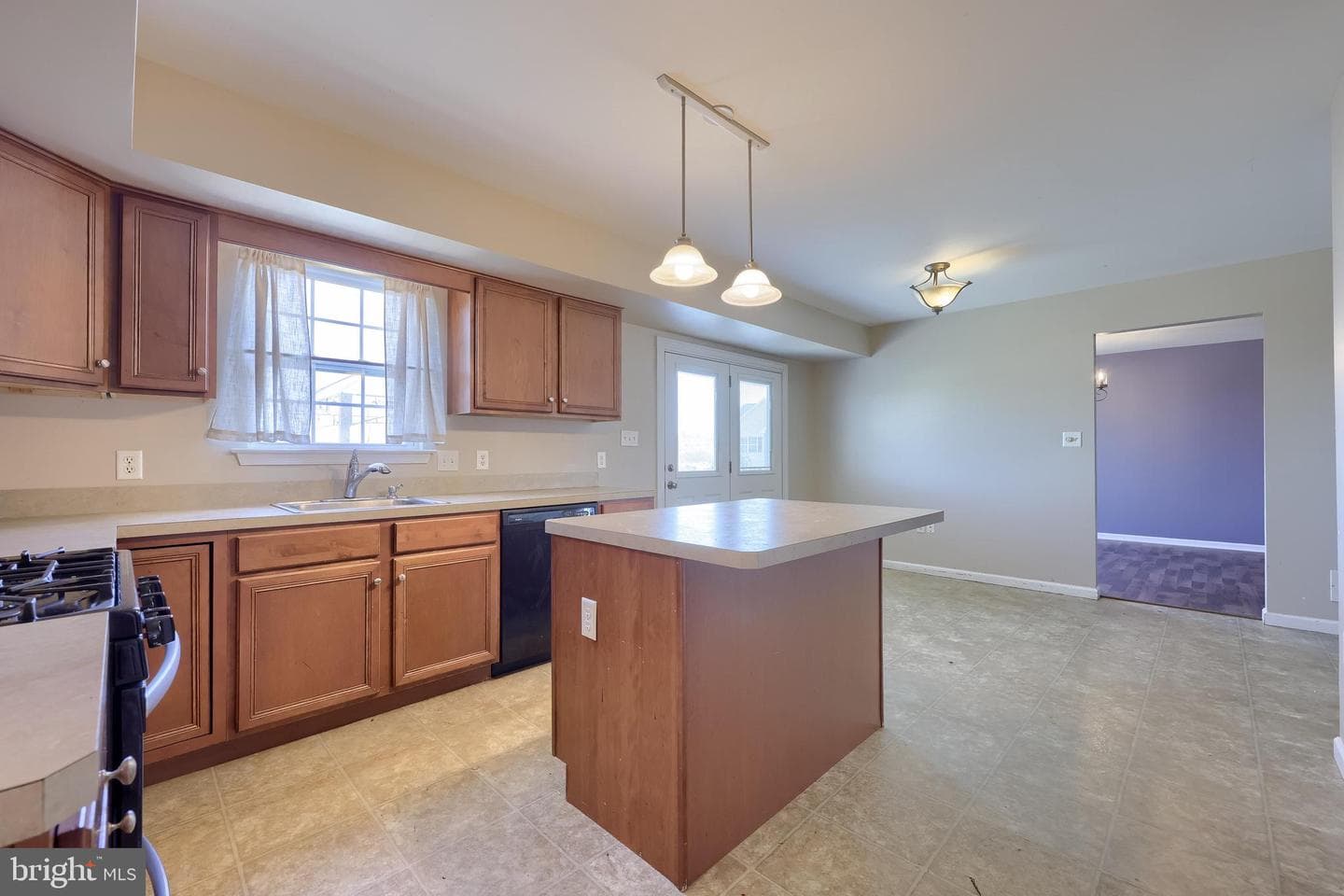 504 Longview Drive photo 24