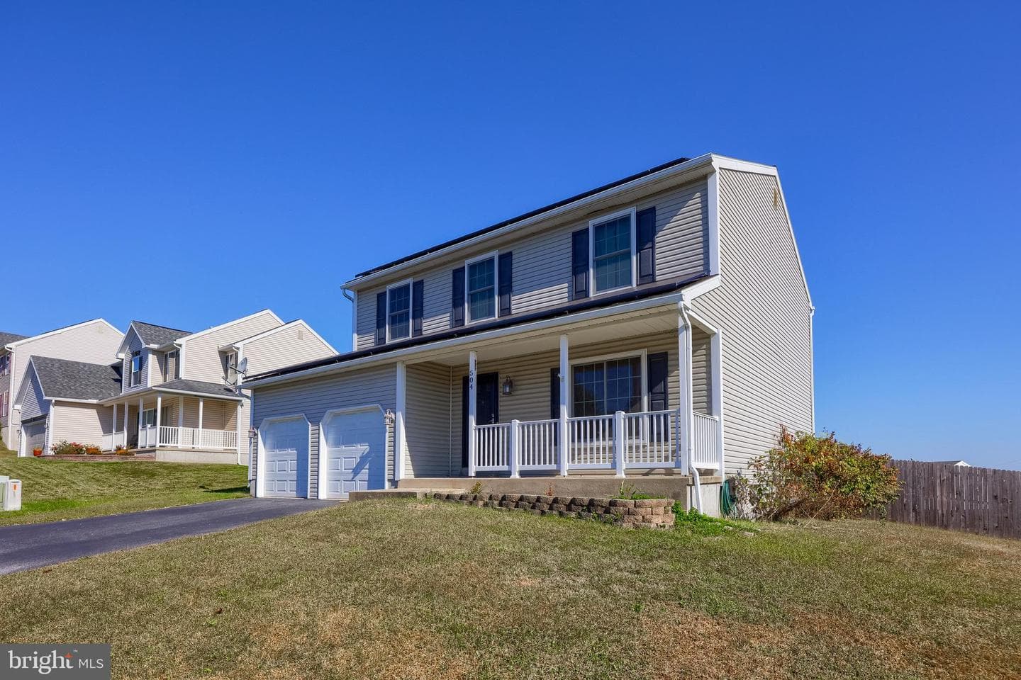 504 Longview Drive photo 4