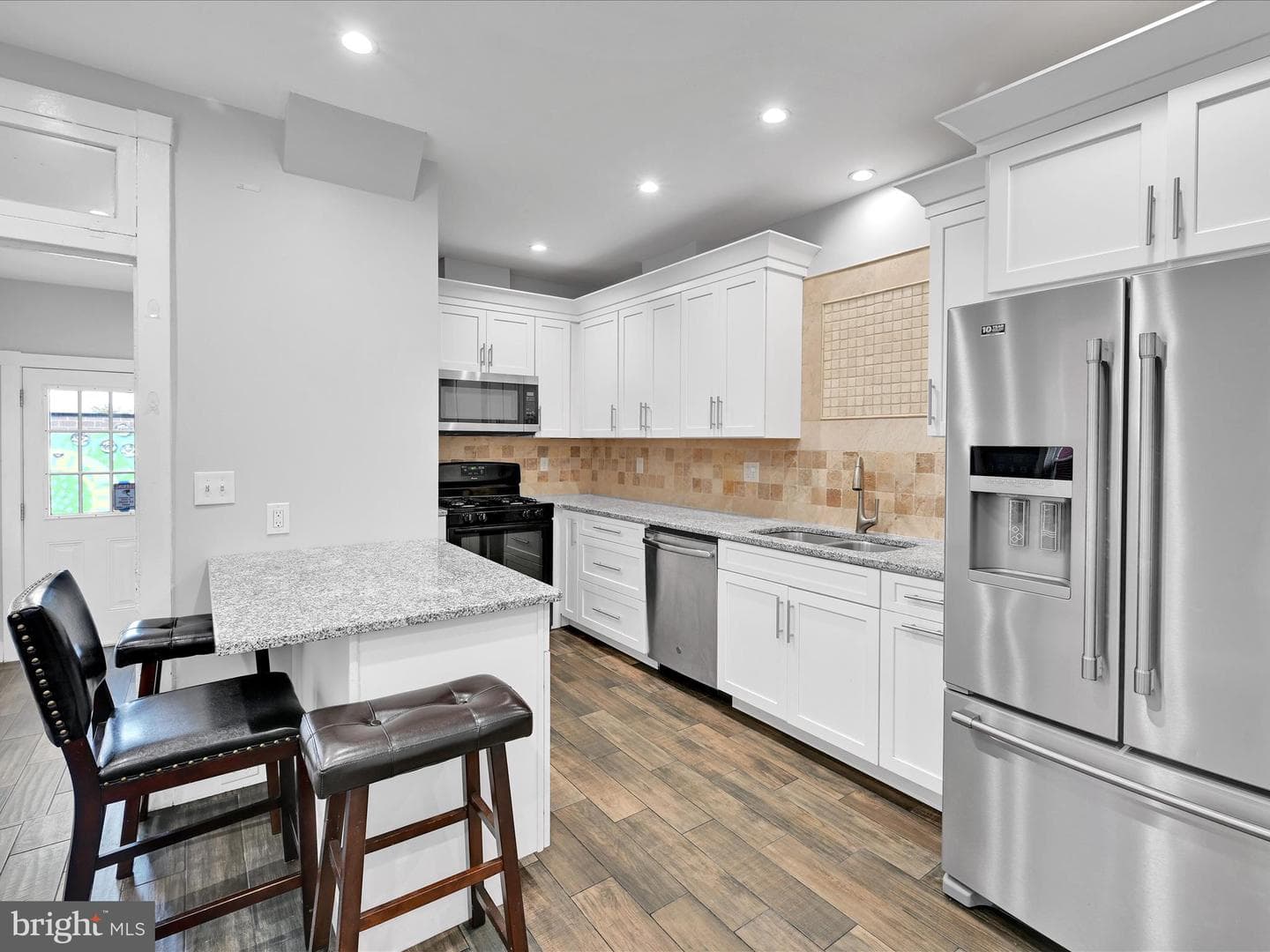 415 Franklin Street photo 13