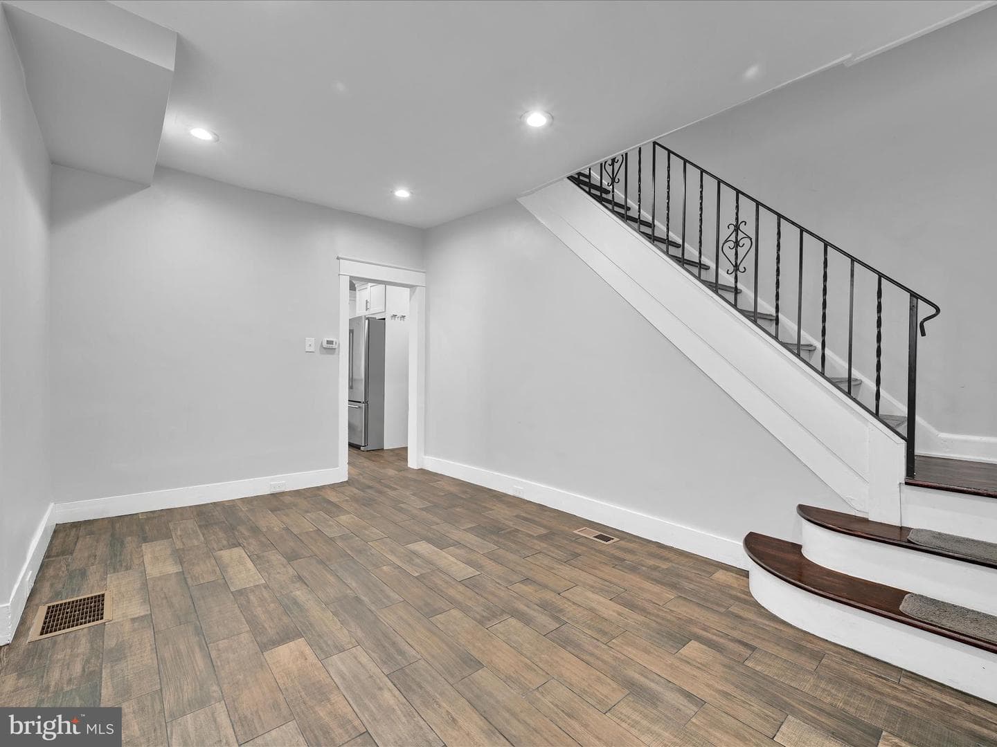 415 Franklin Street photo 8