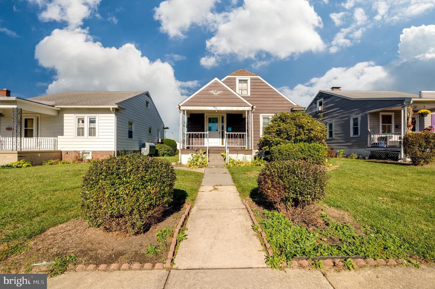 307 E Washington Street photo 4