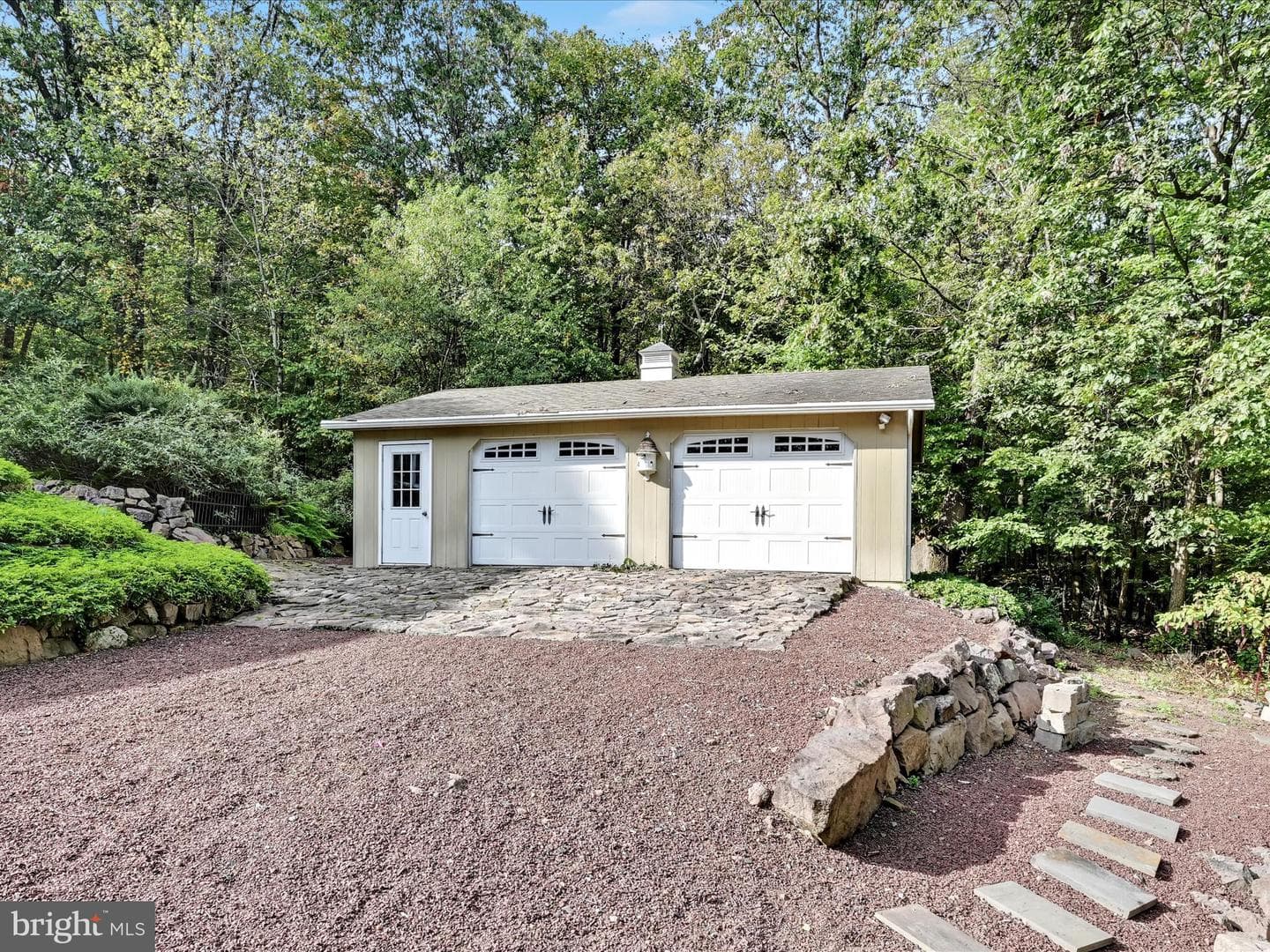601 Briarwood Drive photo 56