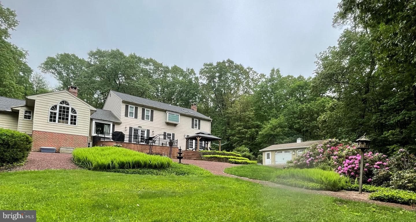 601 Briarwood Drive photo 59