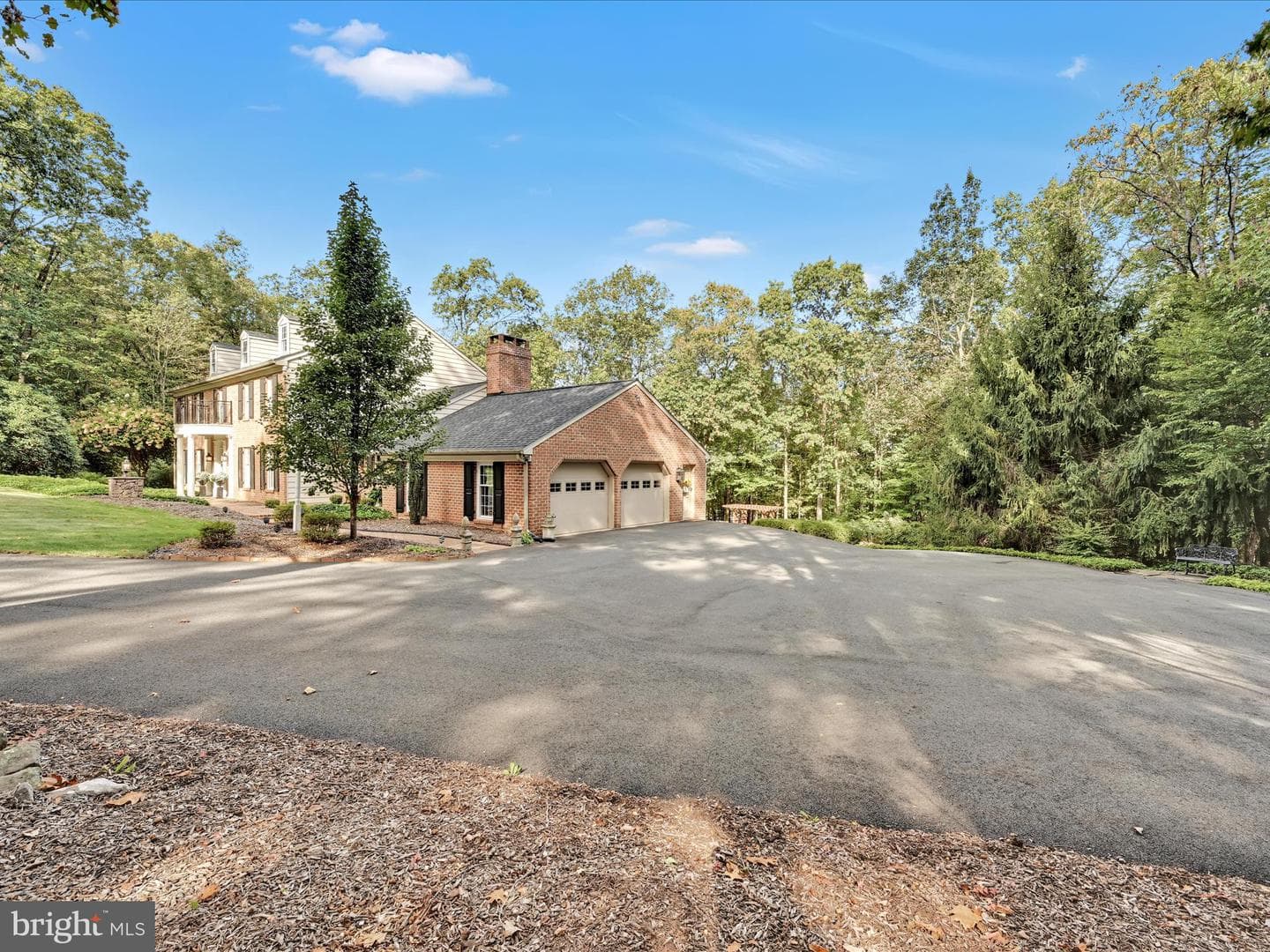 601 Briarwood Drive photo 9