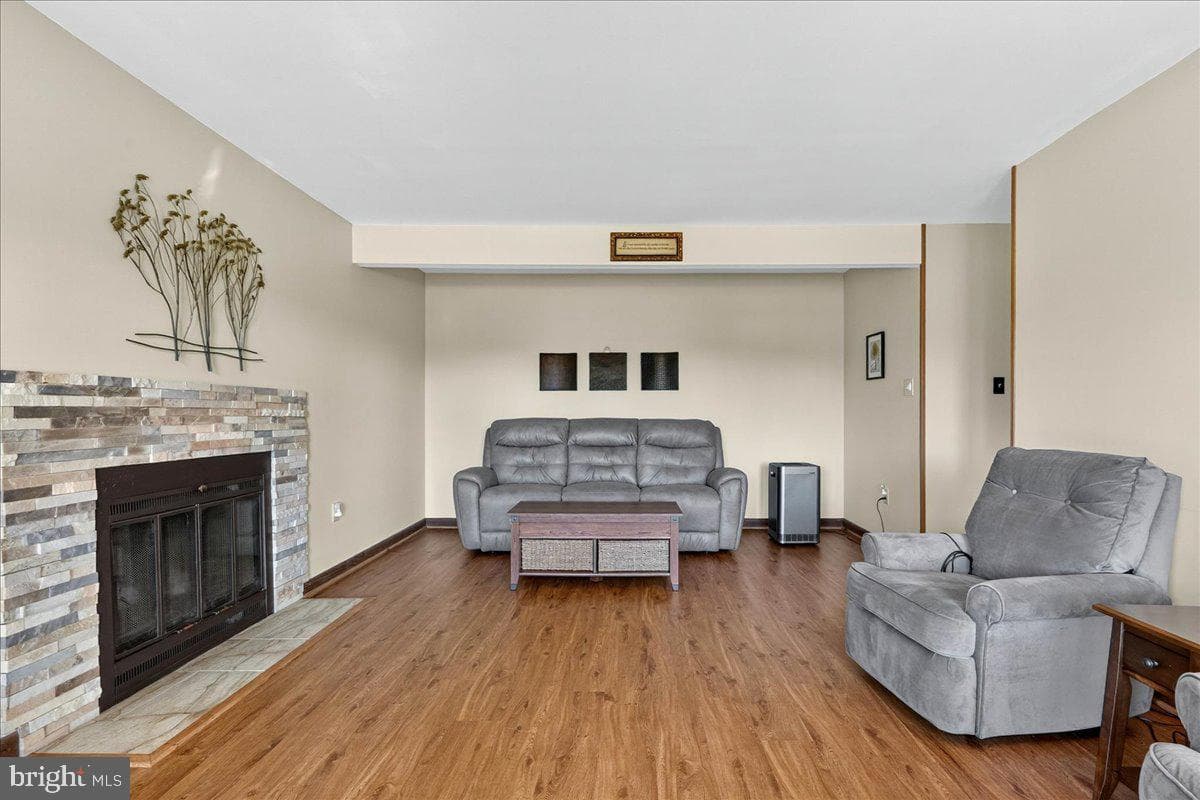18 Golfview Lane photo 12